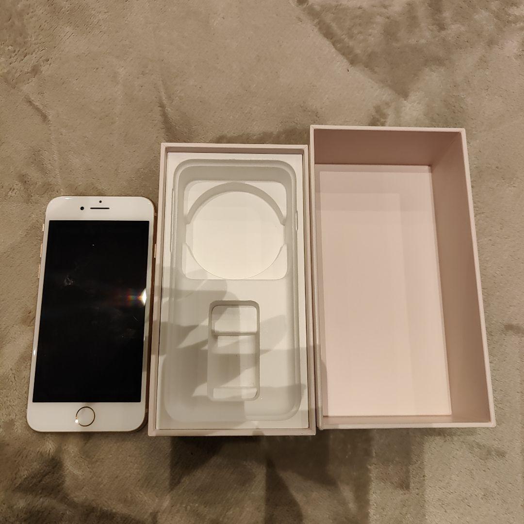 iPhone8　割れなし　SIMロック解除済　「美品」