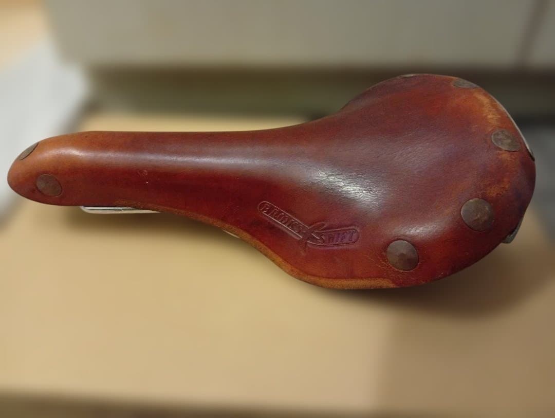 BROOKS SWIFT レザーサドル 本革サドル　ブルックス