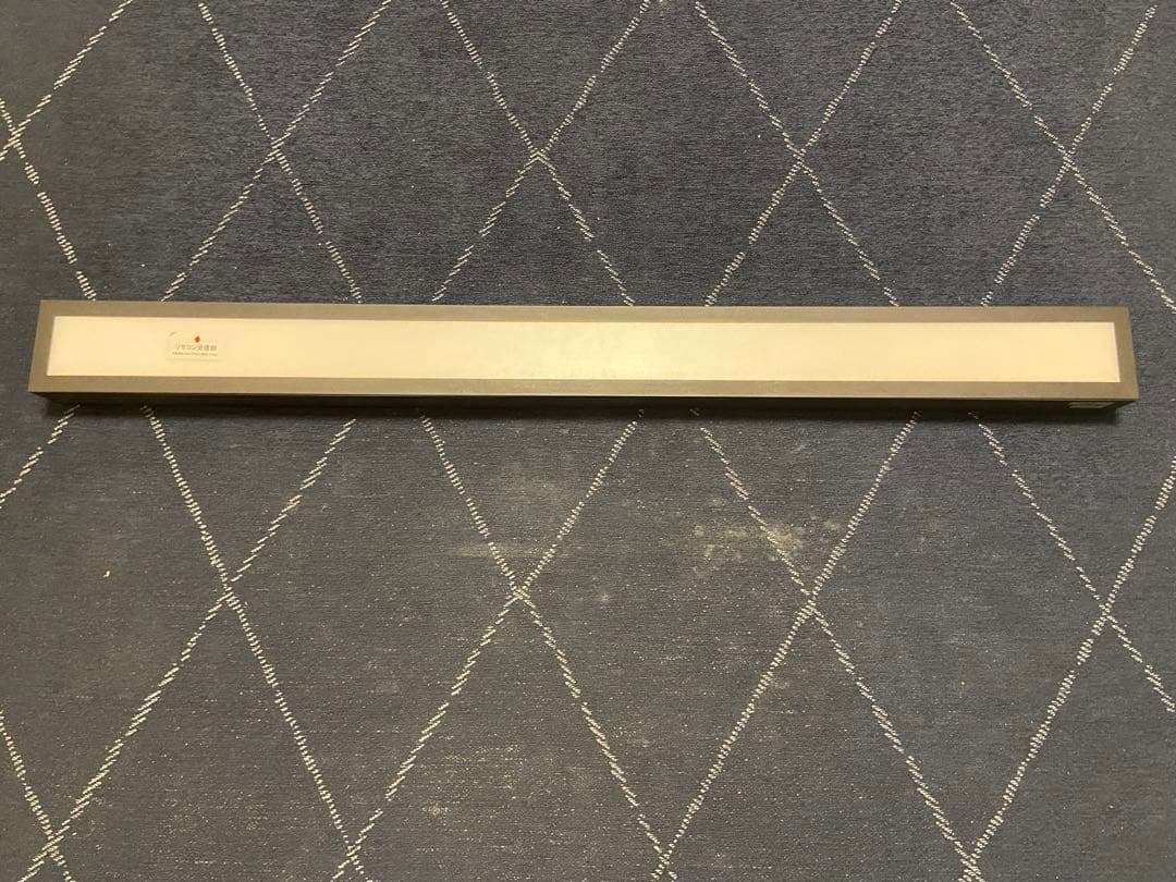 かなでもの　オフィスライト　ネジ欠品