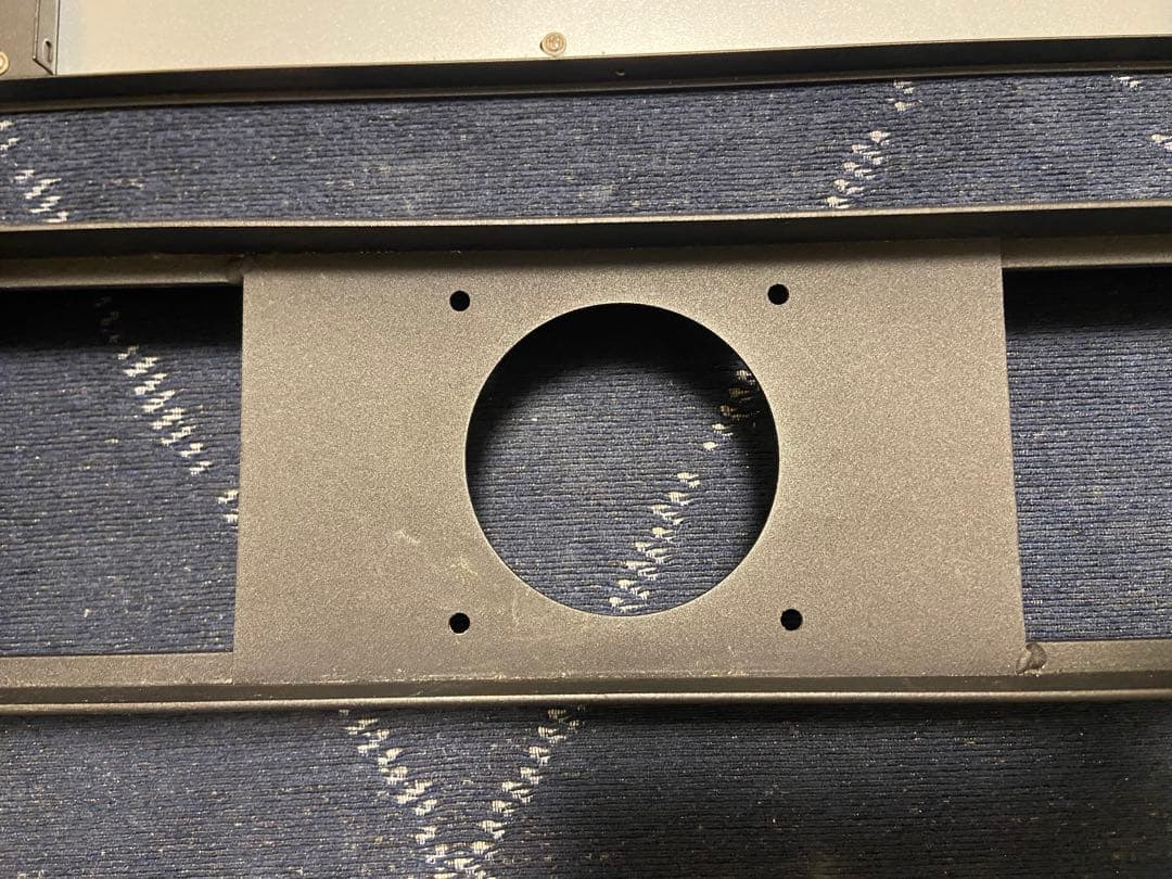 かなでもの　オフィスライト　ネジ欠品