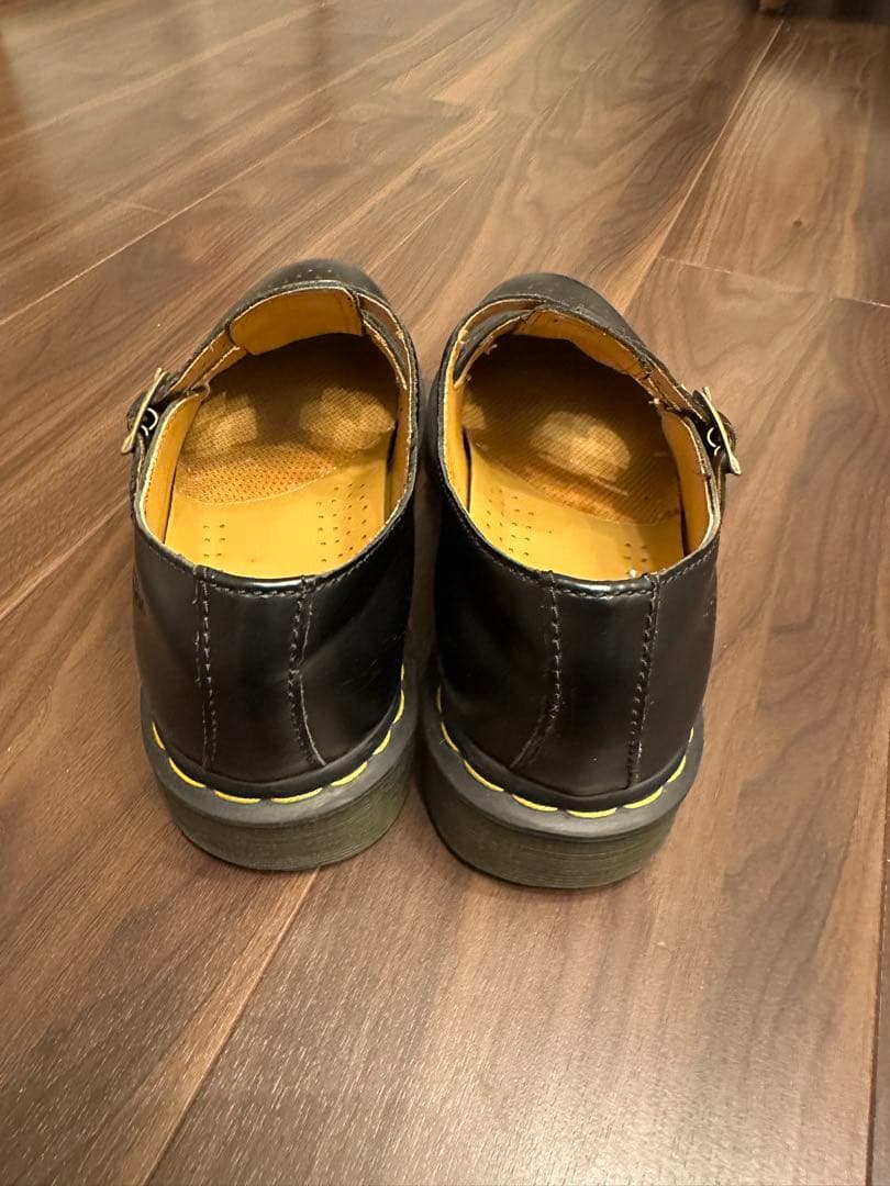 Dr. Martens 8065メリージェーンシューズ