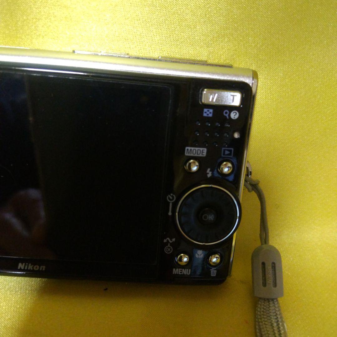 Nikon Coolpix デジタルカメラ Wi-Fi搭載