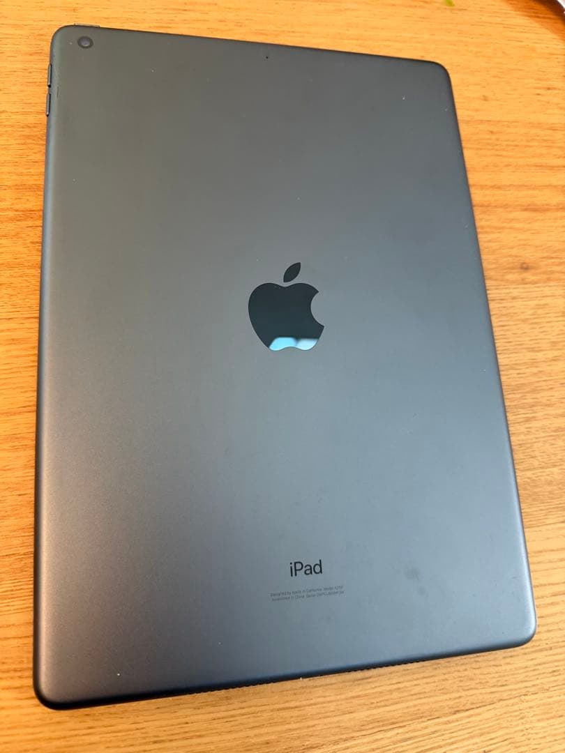 Apple iPad 10.2インチ スペースグレー 本体第7世代