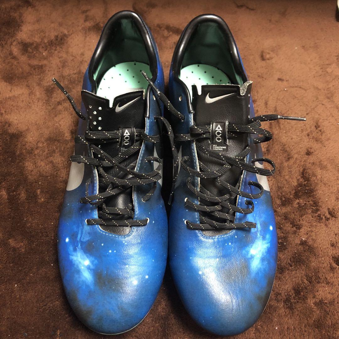 サッカースパイク マーキュリアル