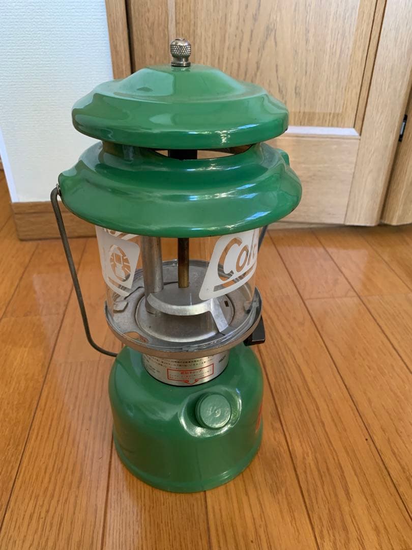 美品　Coleman ランタン コールマン　カエル　おまけ付き　ケース　蛙色