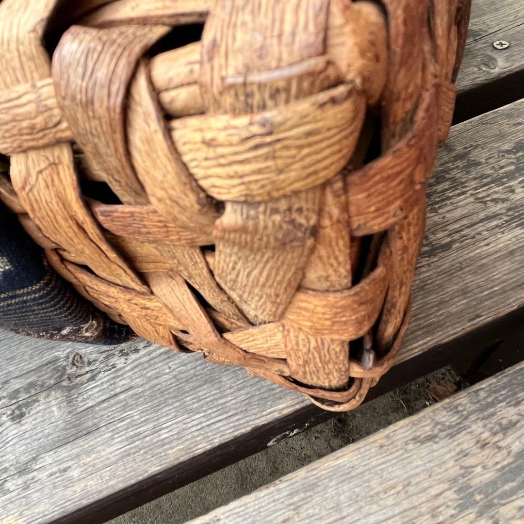 胡桃の下かご付きパッチワークバッグ