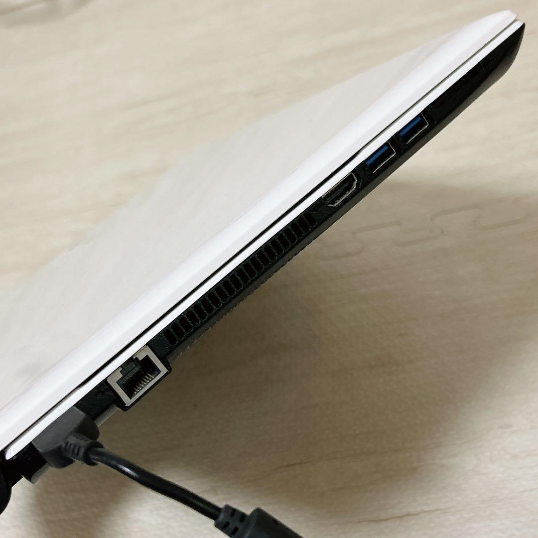 NEC LAVIE ホワイトノートPC