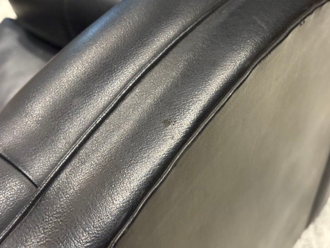 ①karimoku カリモク　レザーソファ　本革　リベット打ち　アンティーク　G