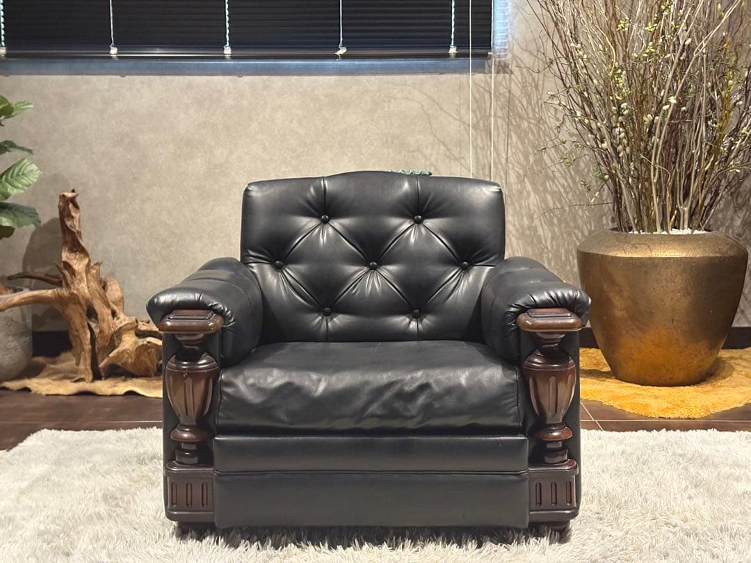 ①karimoku カリモク　レザーソファ　本革　リベット打ち　アンティーク　G