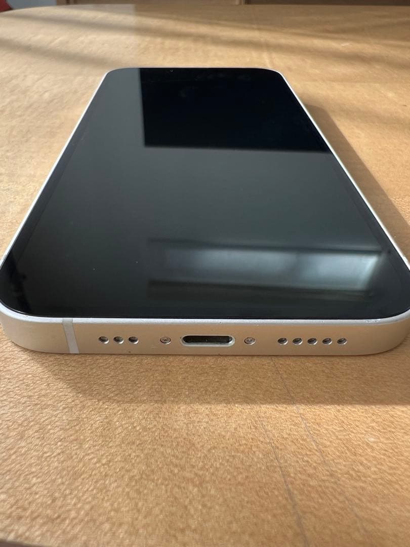 Apple iPhone 13 ホワイト 本体　89% スターライト　256