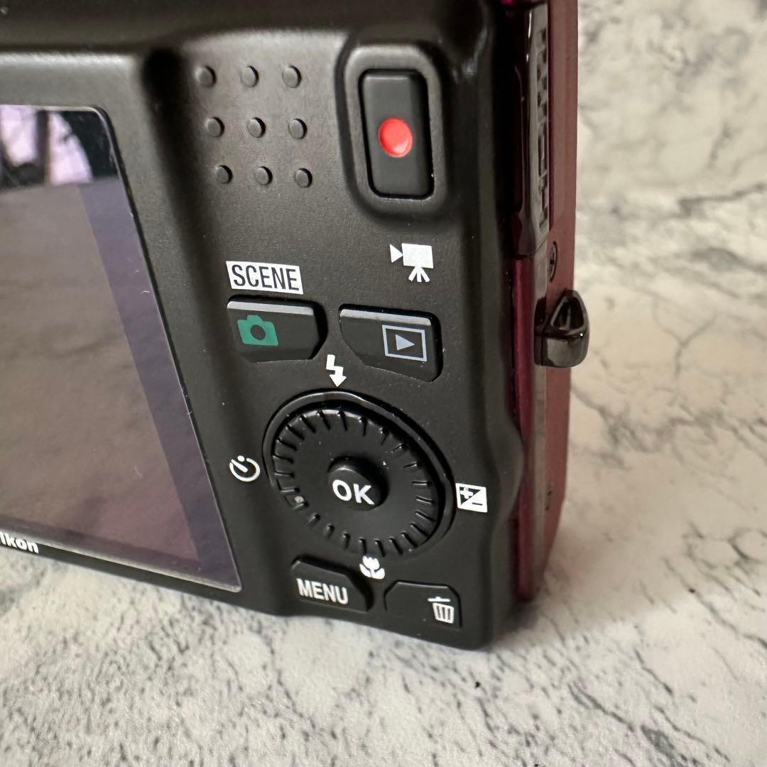 美品 Nikon COOLPIX S6200 レッド コンパクトデジタルカメラ