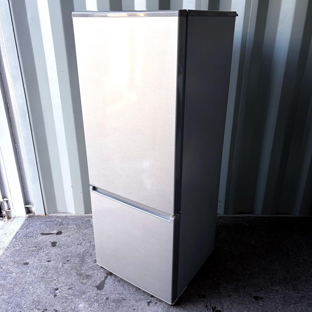 運搬取付無料！ピュアグレー純正AQUA大容量スタイリッシュ冷蔵庫！完動超美品！