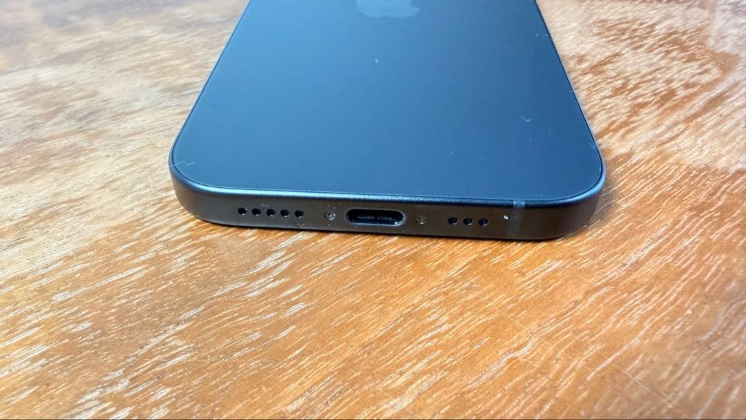 Apple iPhone 15 無印　256GB ブラック　SIMフリー