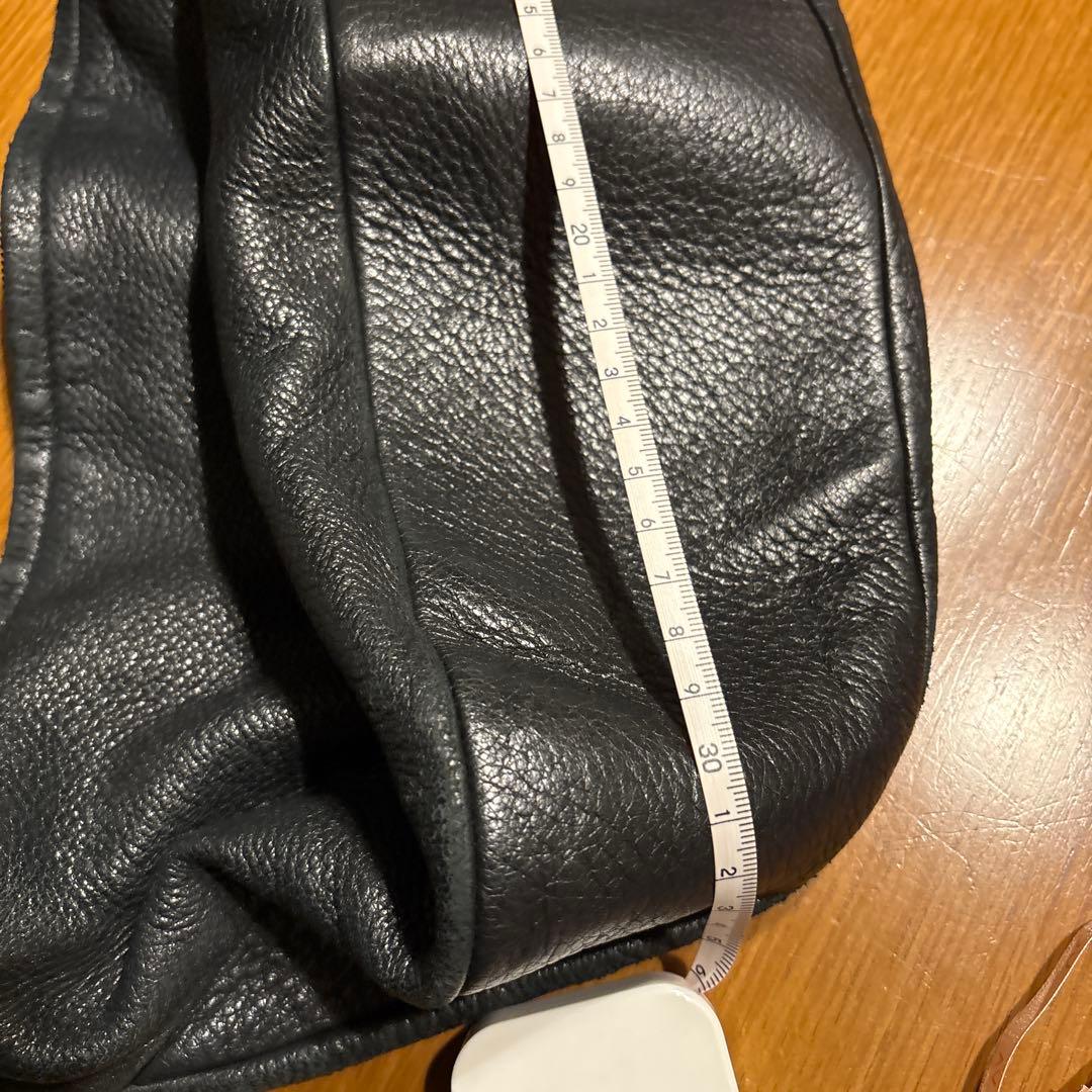 686 CHANEL正規品バック　ブラック　ワンショルダー　フリンジ　レザー