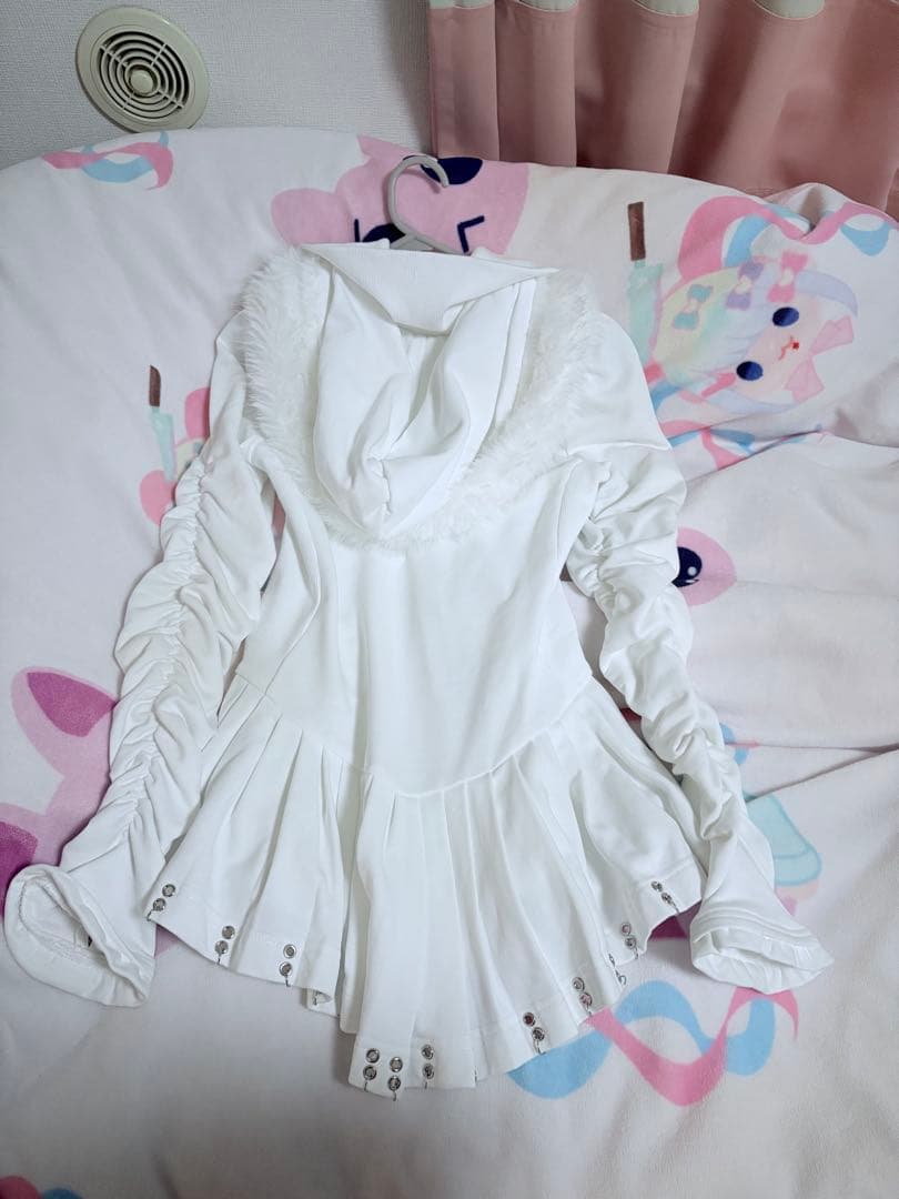 ジャケット・アウター avenchumu Pleated devil zip hoodie WHITE