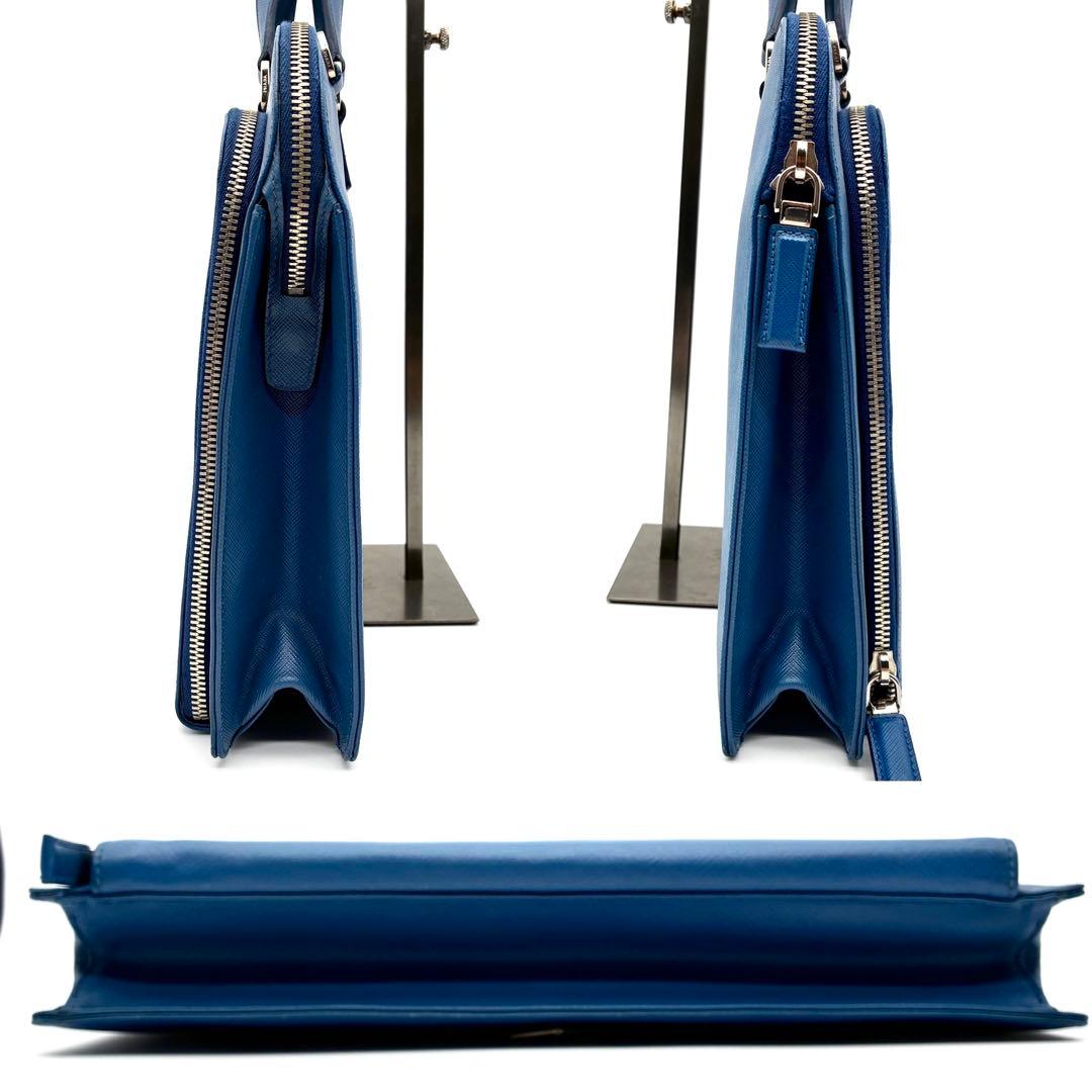 極美品 プラダ ビジネスバッグ 三角ロゴ サフィアーノレザー 白タグ ブルー