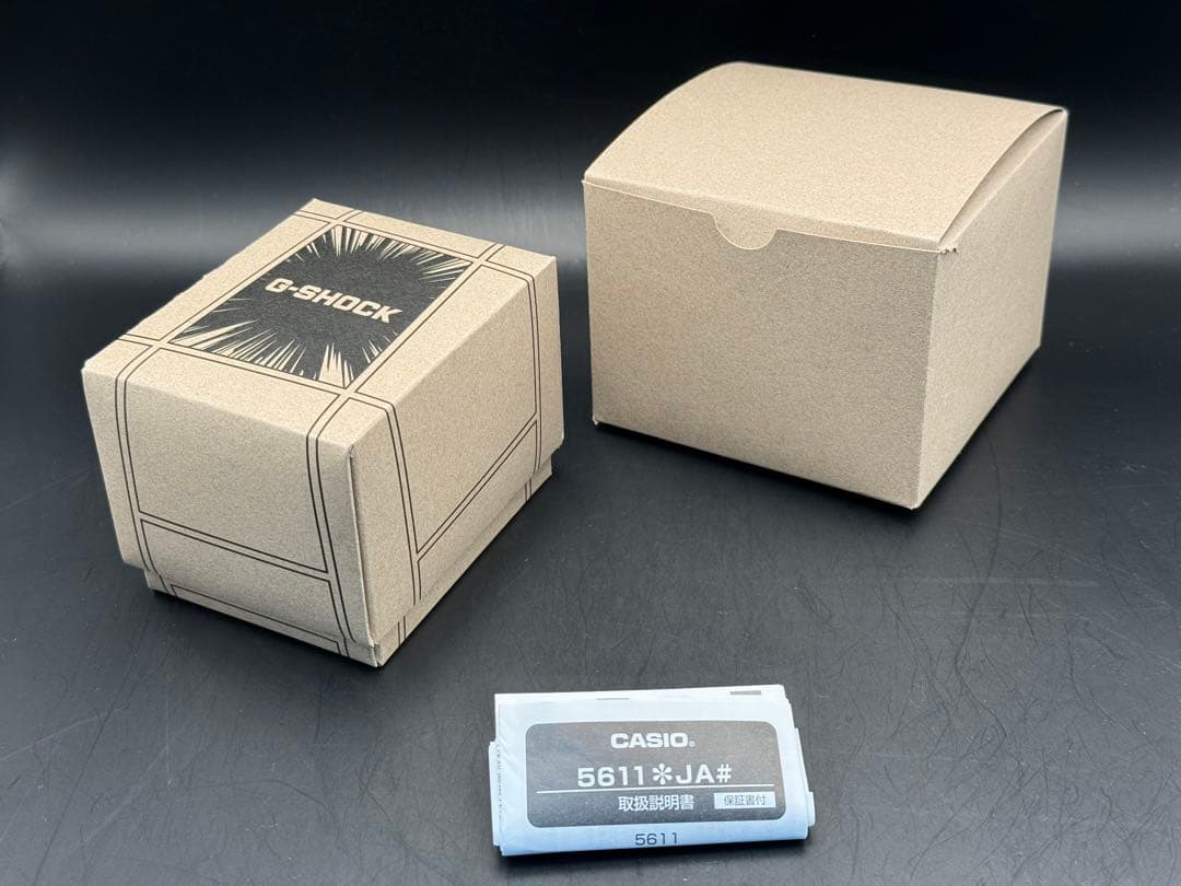 CASIO G-SHOCK マンガ　ホワイトGA-2100 白 新品 ラスト