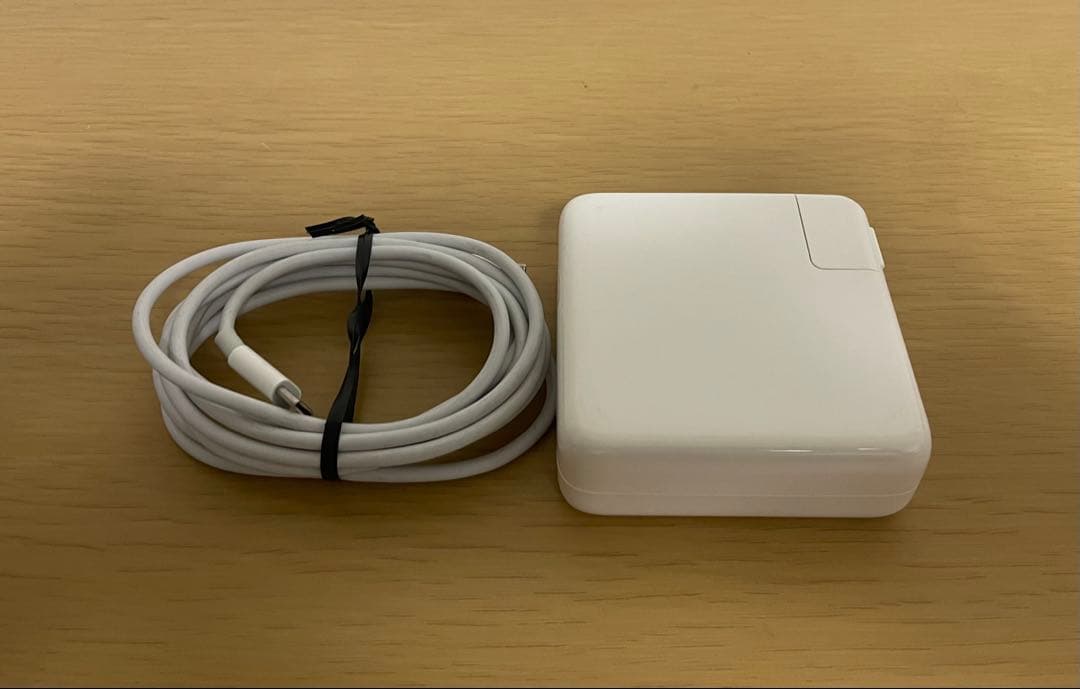 美品 MacBook Pro 15インチ 容量：2TB