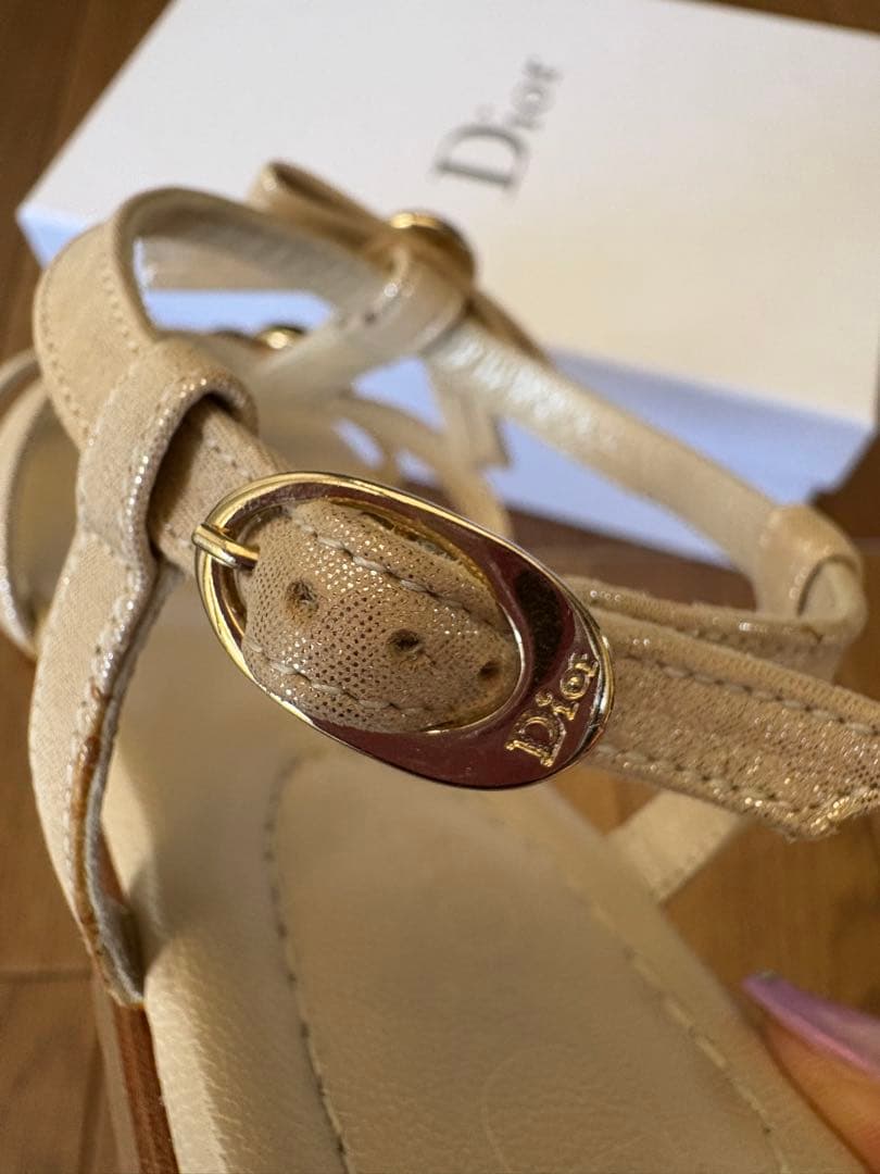 新品！Dior ベージュ サンダル