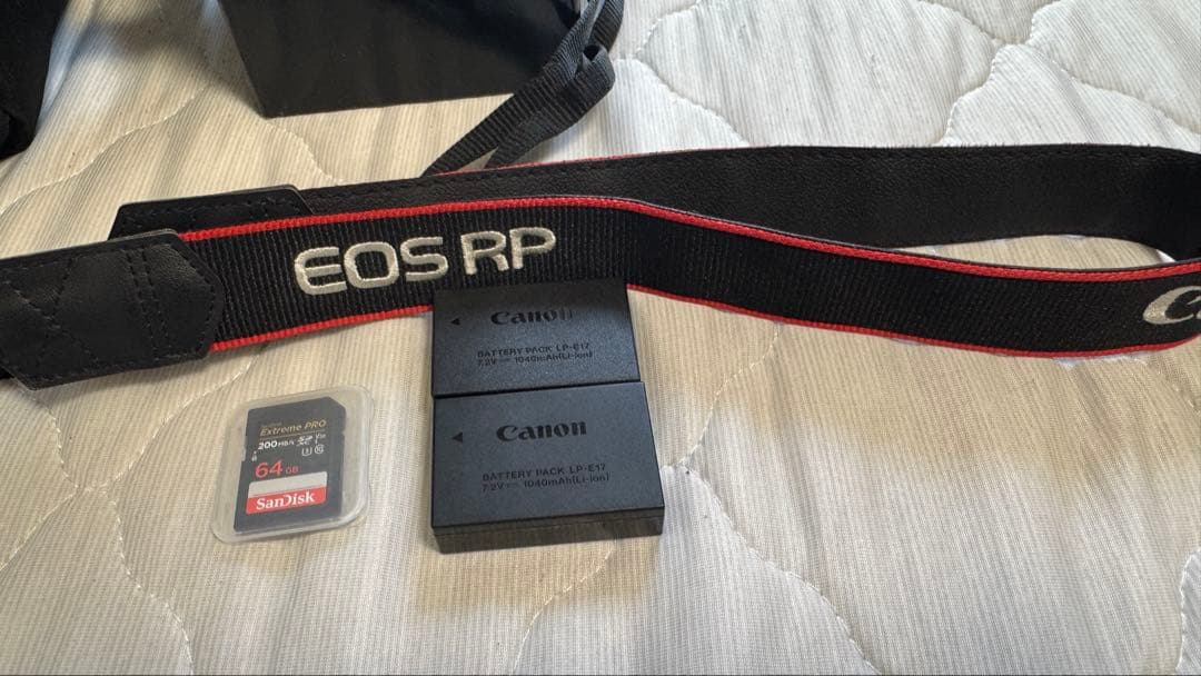 デジタルカメラ Canon EOS RP + Rf 50mm f1.8 STM