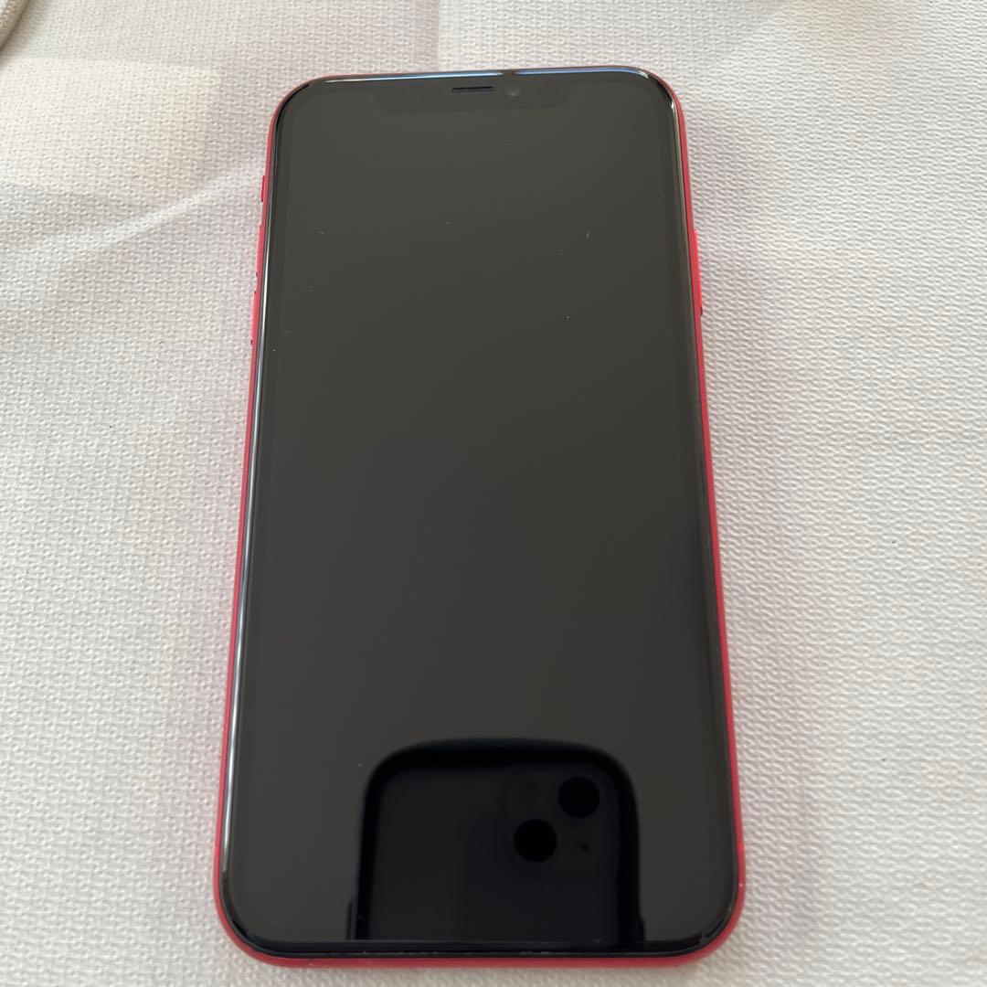 iPhone11 本体　64GB レッド