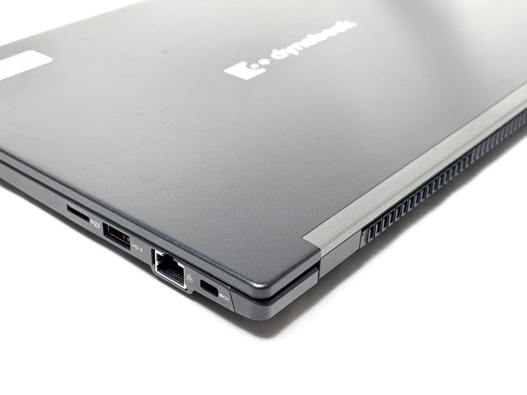 dynabook G83KW Core i5 SSD512GB メモリ16GB