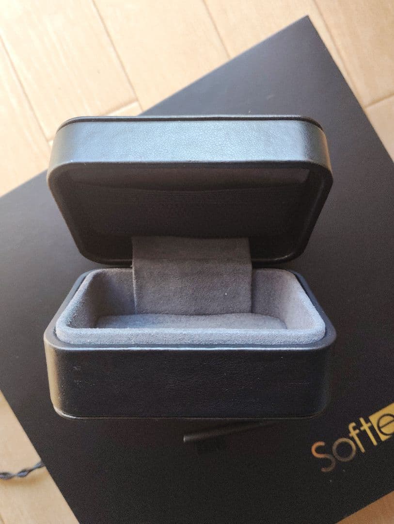 Softears Volume 有線イヤホン