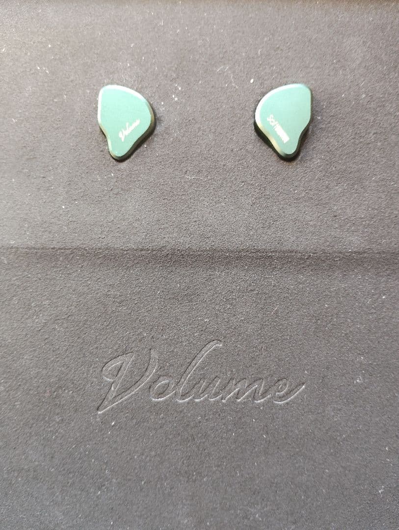 Softears Volume 有線イヤホン