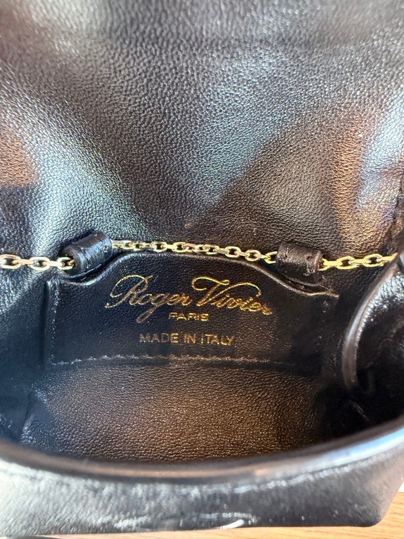 ロジェヴィヴィエAirPodsケース　カバー