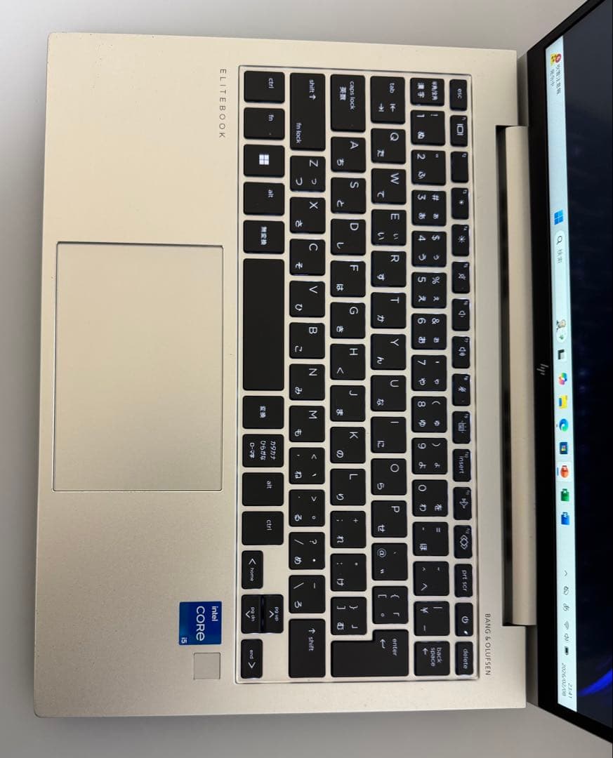 累積410h HP 830/G10 16GB 256GB 指紋・顔認証