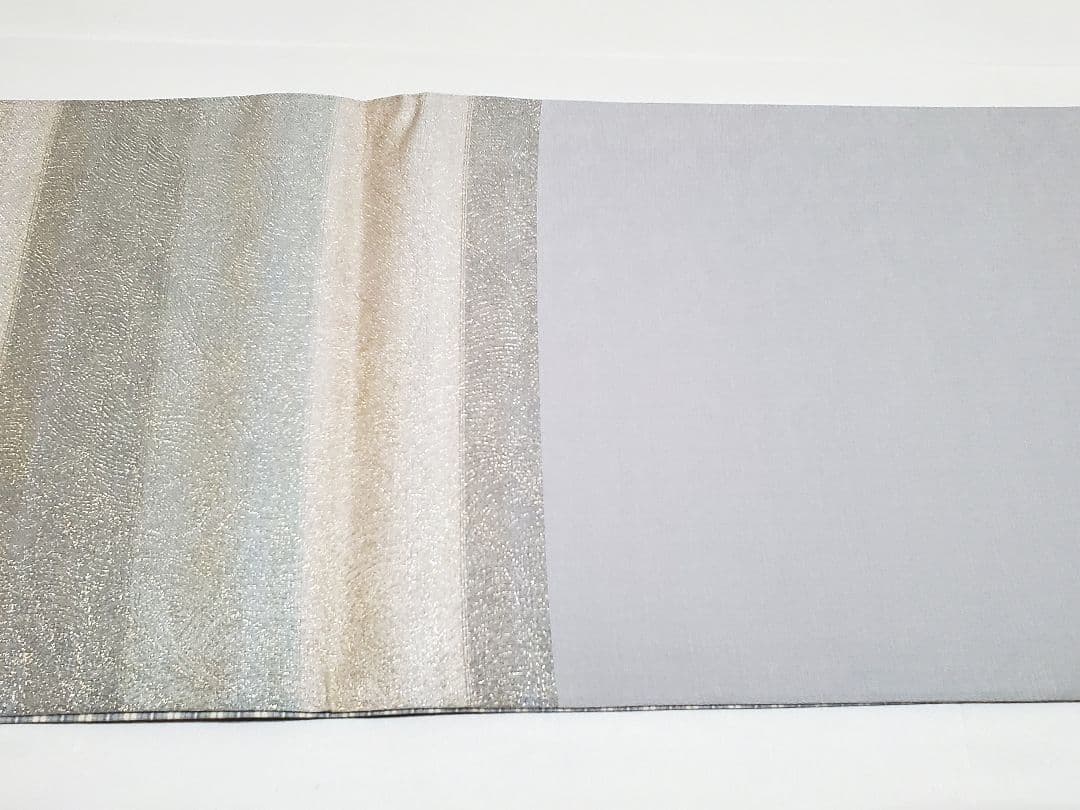 C 美品 西陣織 横縞に波 金糸 六通 正絹 セミフォーマル 袋帯