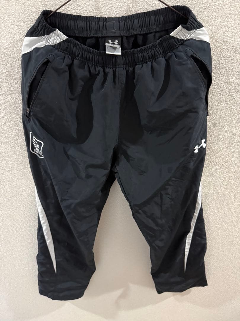 Under Armour ウィンドブレーカーとパンツセット