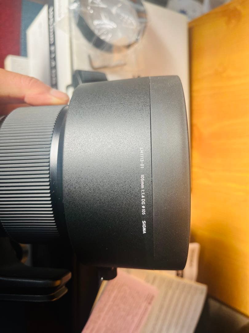 ほぼ新品SIGMA 105mm F1.4 DG HSM レンズ キャノン用