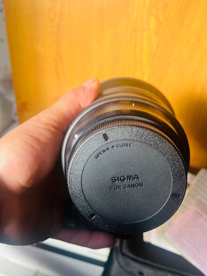 ほぼ新品SIGMA 105mm F1.4 DG HSM レンズ キャノン用