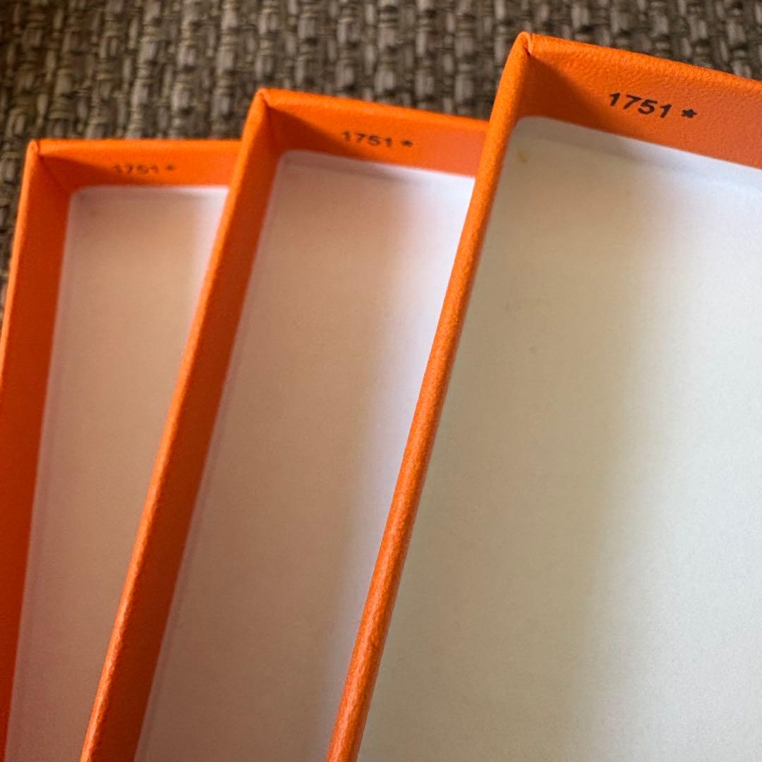 正規品　美品エルメス　時計　ネックレス　ピアスなど　入れ　空箱　巾着袋　9セット