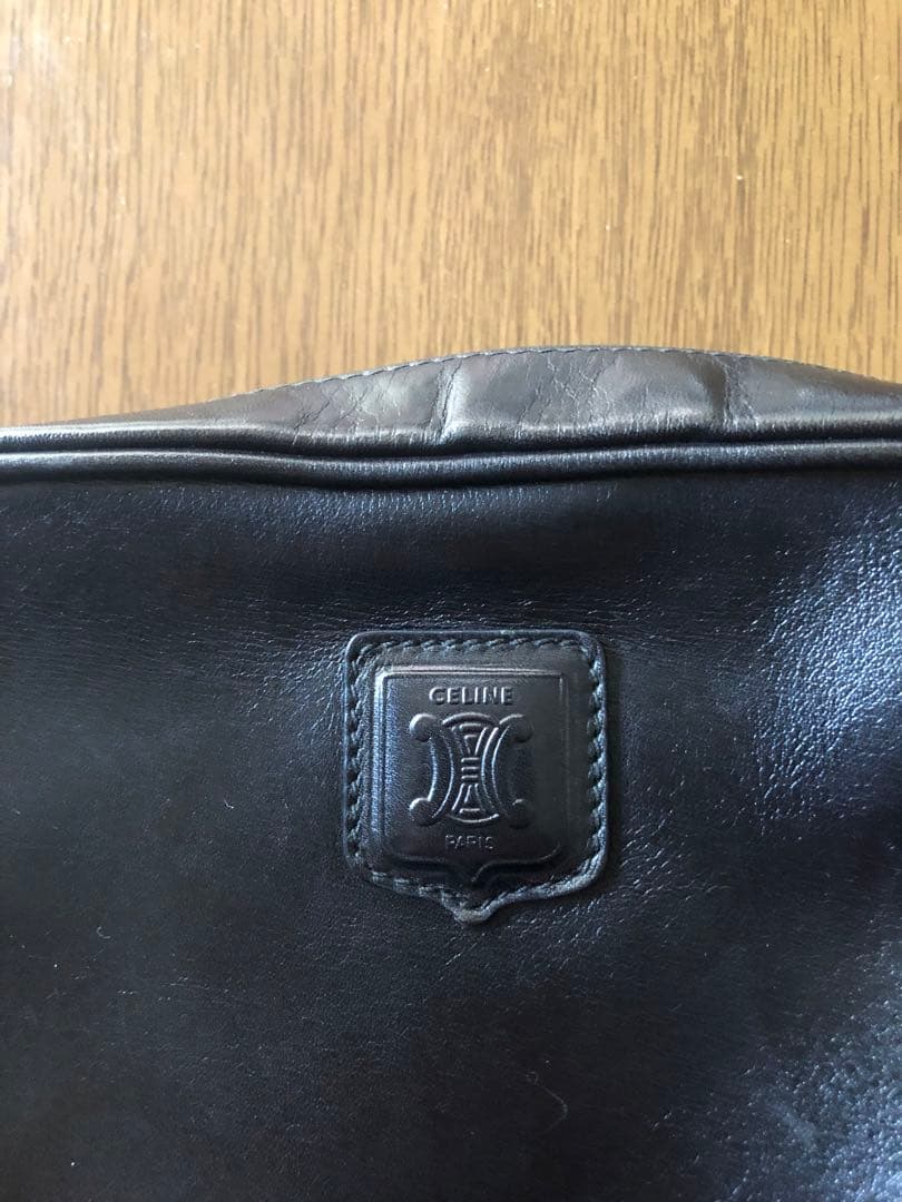 Celine ブラックレザー ショルダーバッグ　セリーヌ