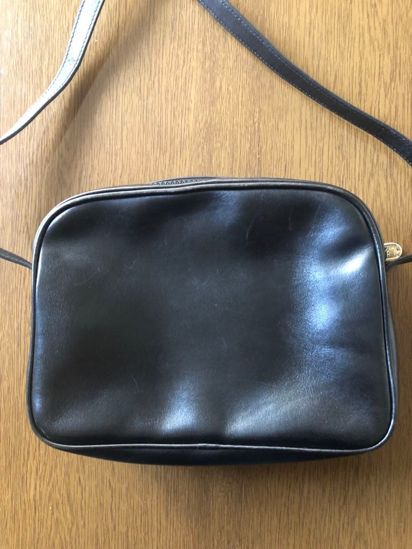 Celine ブラックレザー ショルダーバッグ　セリーヌ