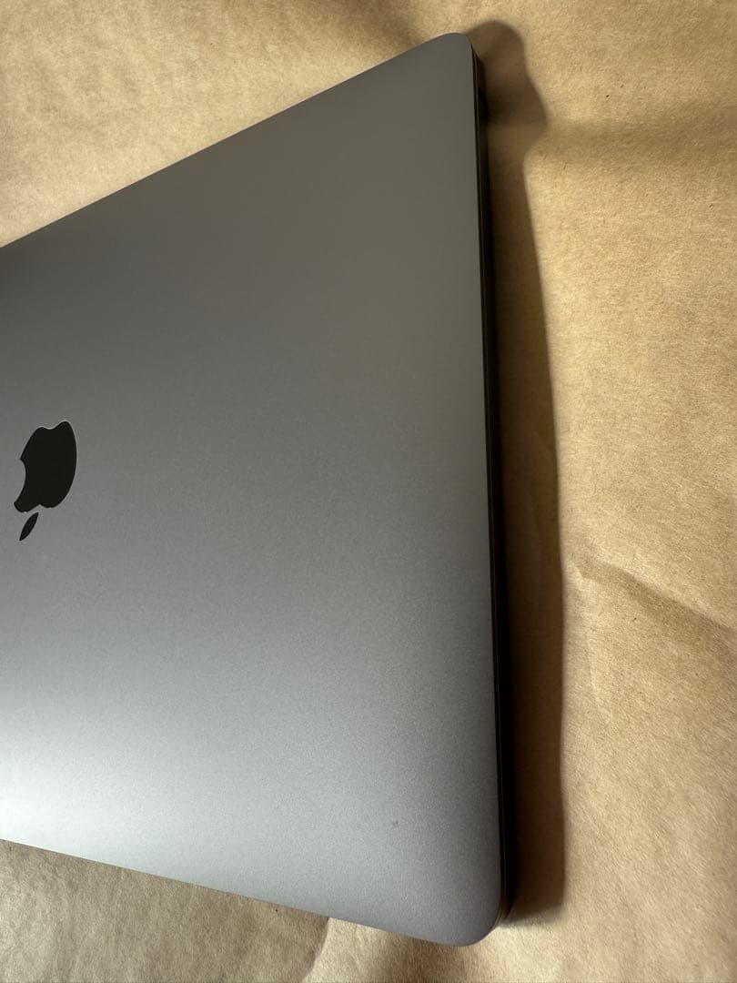 2022 Macbook pro M2 13インチ 8GB 512GB