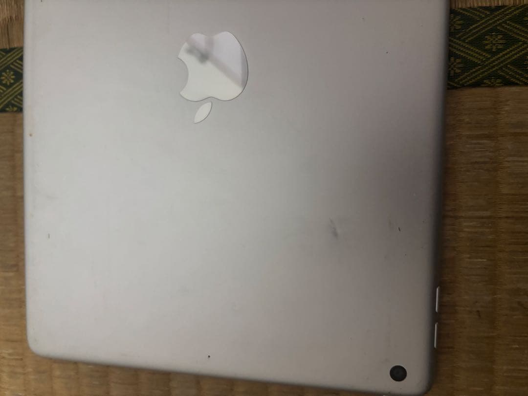 く*ん様 iPad代9世代ベースグレー64G