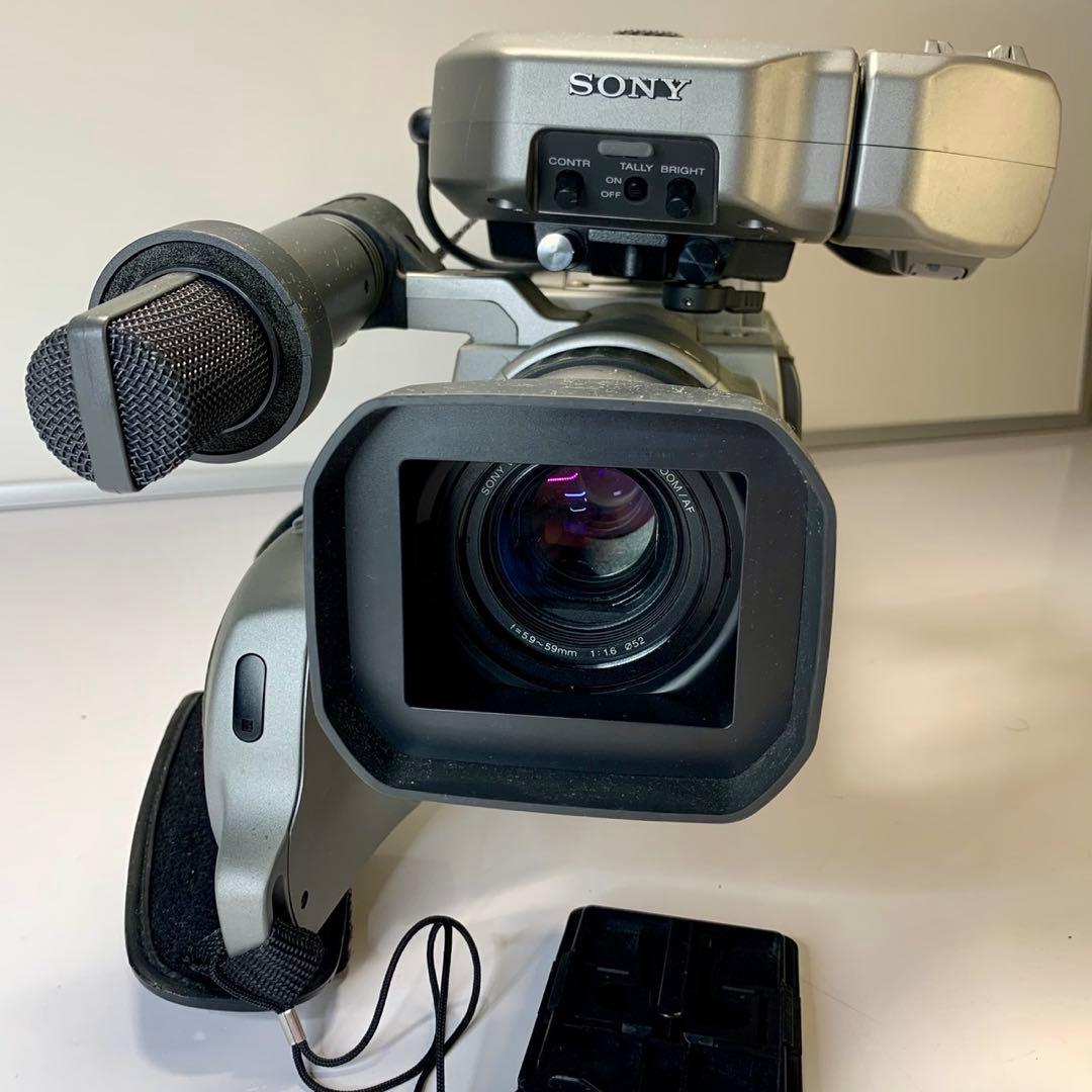 （ジャンク）SONY 3CCD 業務用ビデオカメラレコーダーDCRーVX9000