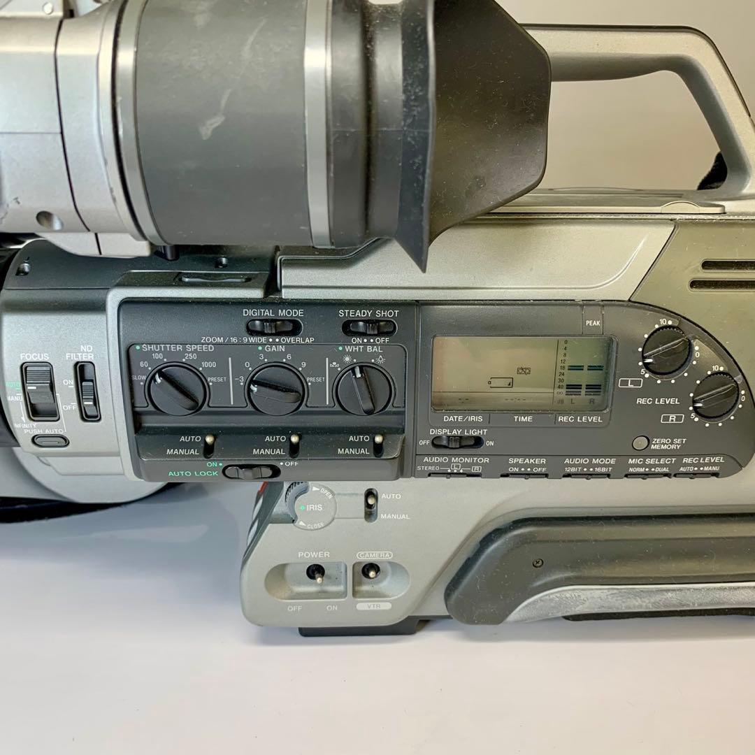 （ジャンク）SONY 3CCD 業務用ビデオカメラレコーダーDCRーVX9000
