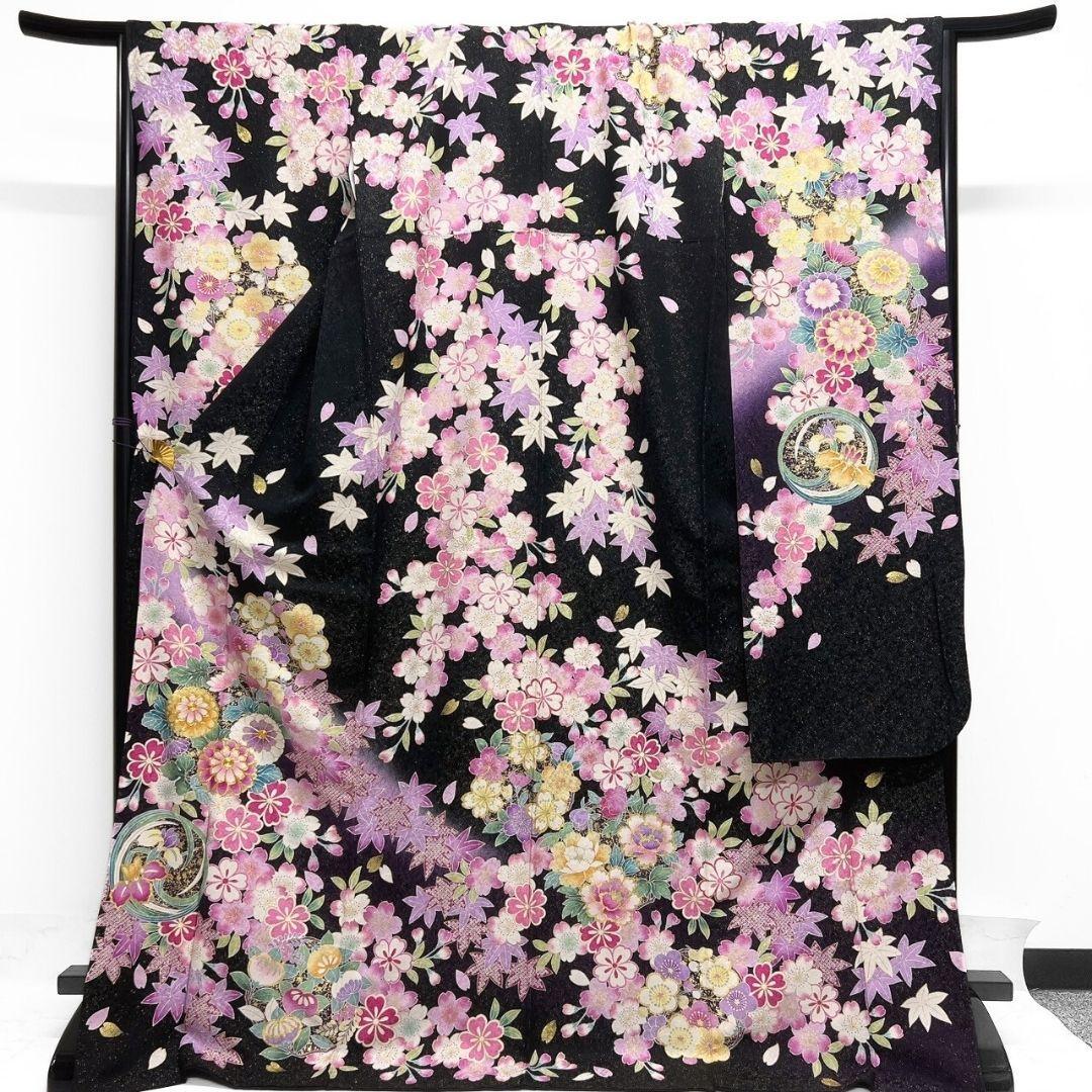 金通し　金駒刺繍　金彩　菊花　楓　桜花　振袖　着物　013a p