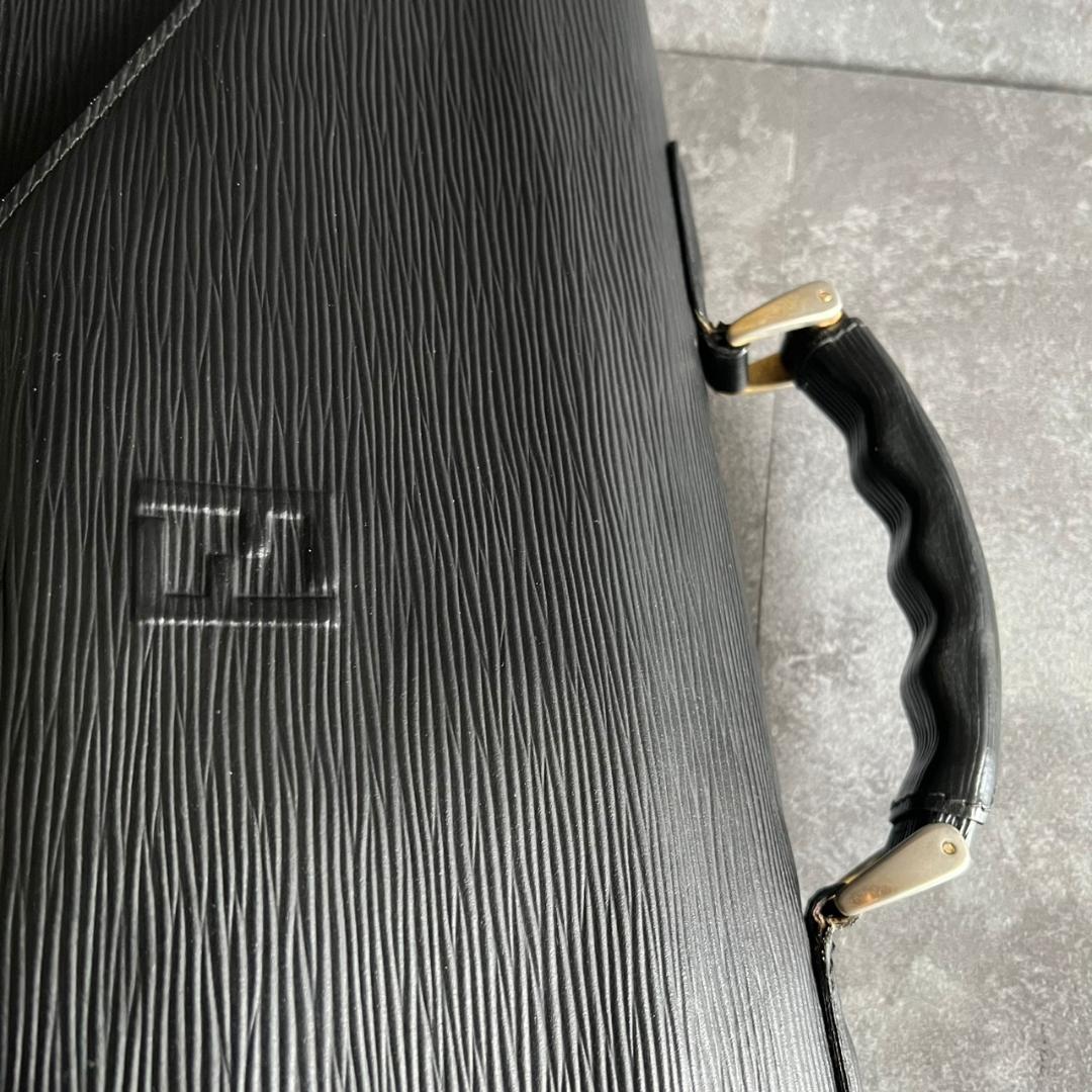 ⭐️FENDI⭐️フェンディ ビジネスバッグ エピ レザー ブリーフケース