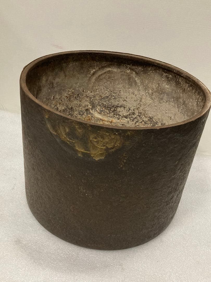 K)希少　時代物　レトロ　金塗り　火鉢　炭盆　鉄製　金属工芸　骨董品　古美術