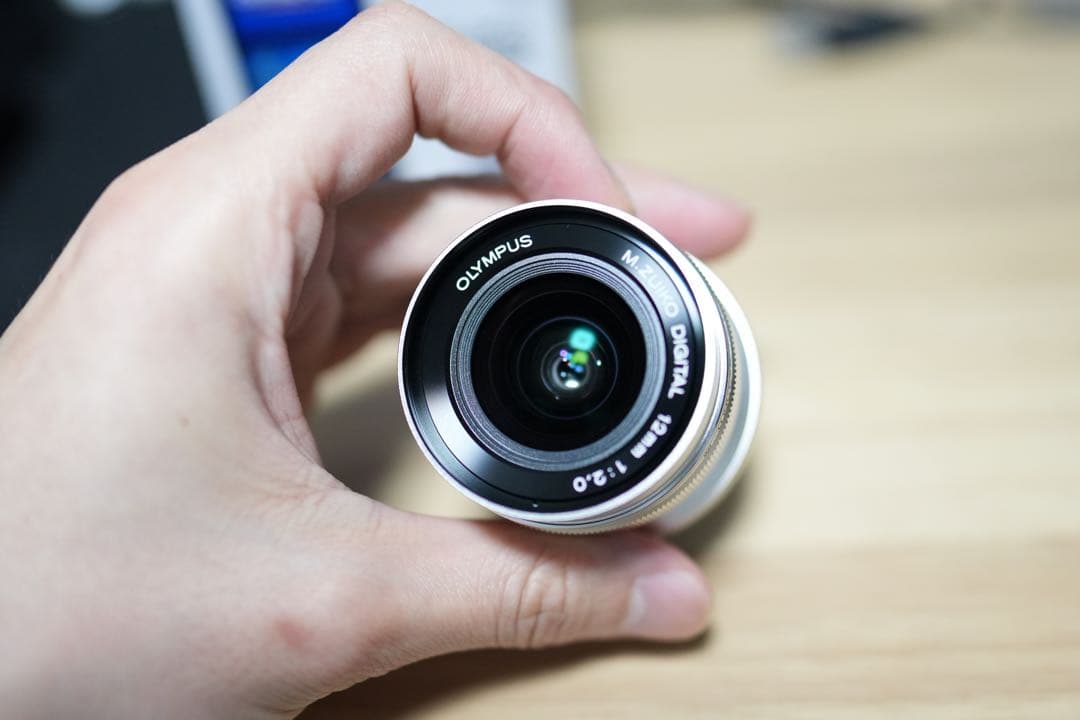 【新品級】オリンパスM.ZUIKO DIGITAL ED 12mm F2.0