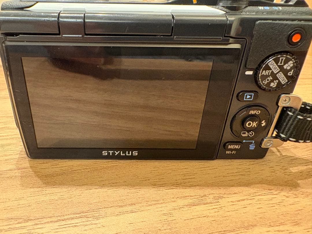 OLYMPUS オリンパス STYLUS TG-870 Tough