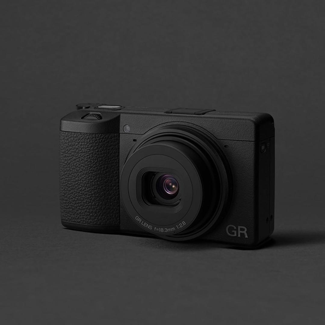 【新品未使用】RICOH GR III HDF 高級コンパクトデジタルカメラ
