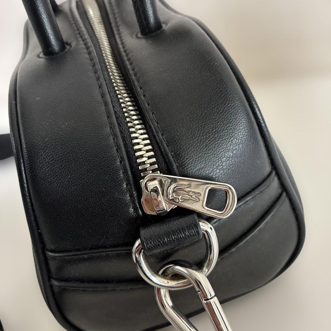 Lacoste スモールトップハンドルバッグ ブラック