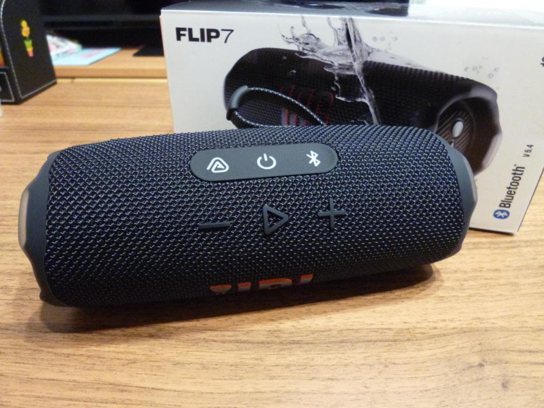 最新【新品同様】JBL FLIP 7 Bluetoothスピーカー