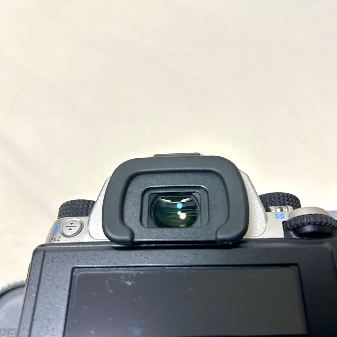 【状態良好】PENTAX KP ミラーレスカメラ 本体とレンズ付き